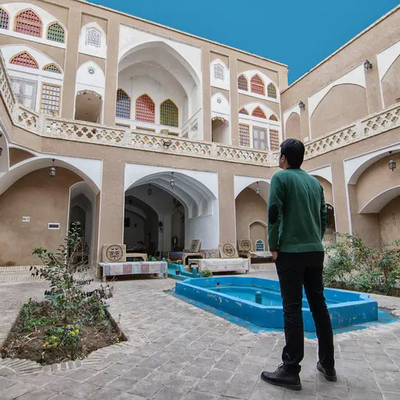 هتل سنتی خانه نقلی در کاشان