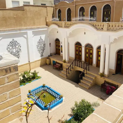 هتل سنتی آمیرزا در کاشان